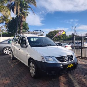 2023 Nissan Np200 1.6 Safety pack A/C
